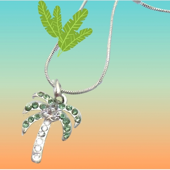 Peridot Palm Tree Pendant - Picture 1 of 8